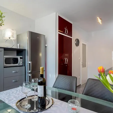 Libor Apartman * Split