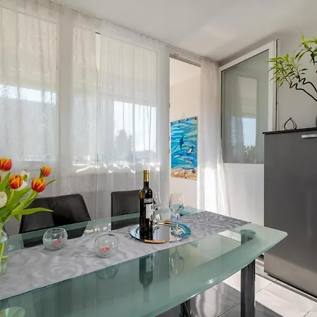 Libor Apartman *