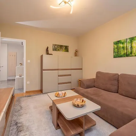 Libor Apartman Apartamento