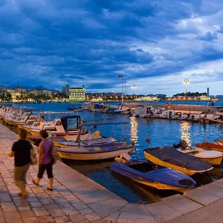 Libor Apartman Apartamento Split
